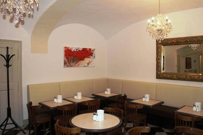 Hotel Graf Stadion, Vienna