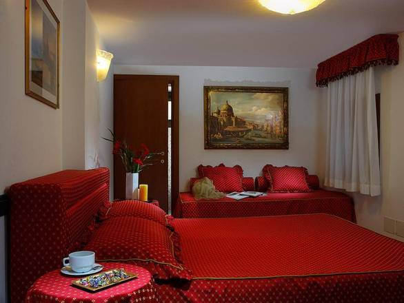 Hotel Alle Guglie, Venice