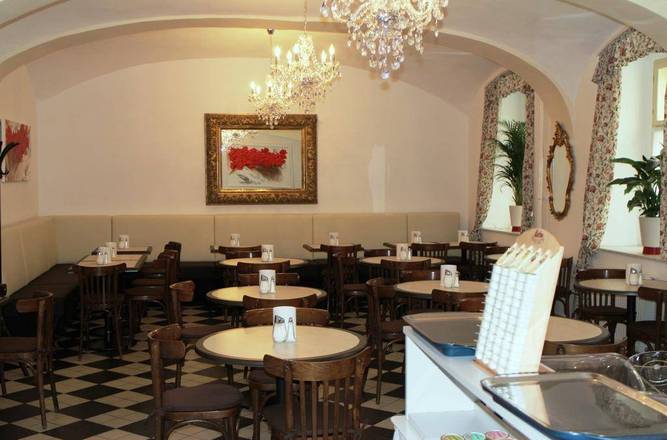 Hotel Graf Stadion, Vienna