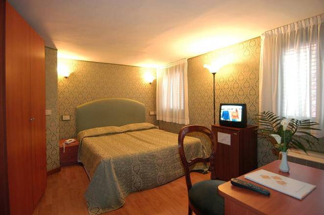 Hotel Alle Guglie, Venice