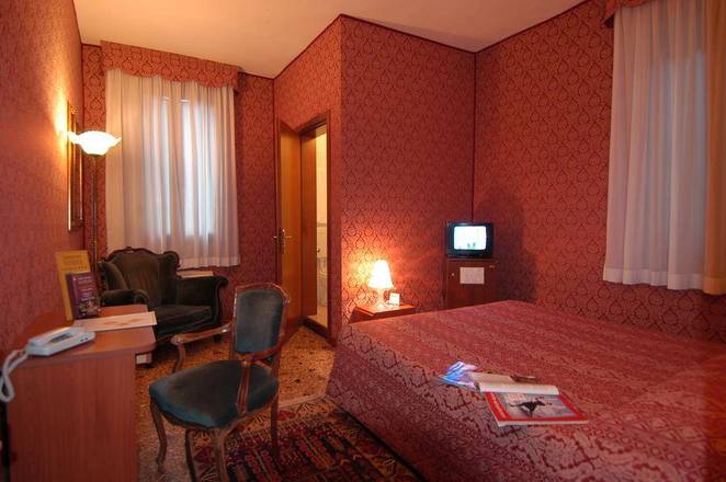 Hotel Alle Guglie, Venice