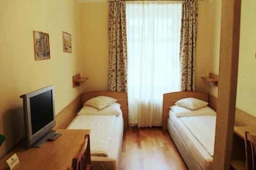 Hotel Graf Stadion, Vienna